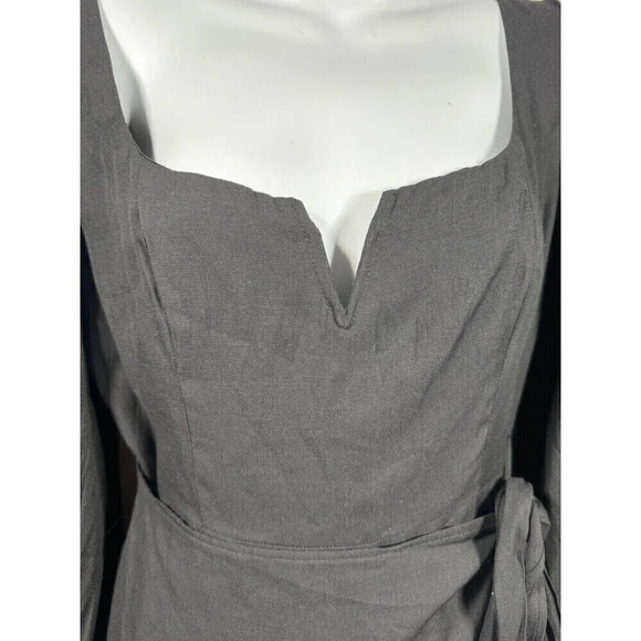 Hello Molly Fashion Black Dress Size L(8)With Zip Up Back NEW! Ruffle - Picture 4 of 11